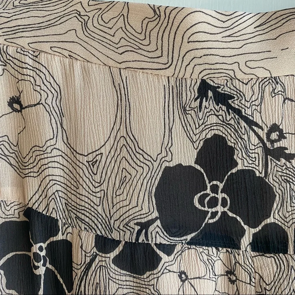 MARC JACOBS Size 2 Silk Skirt - Picture 5 of 11